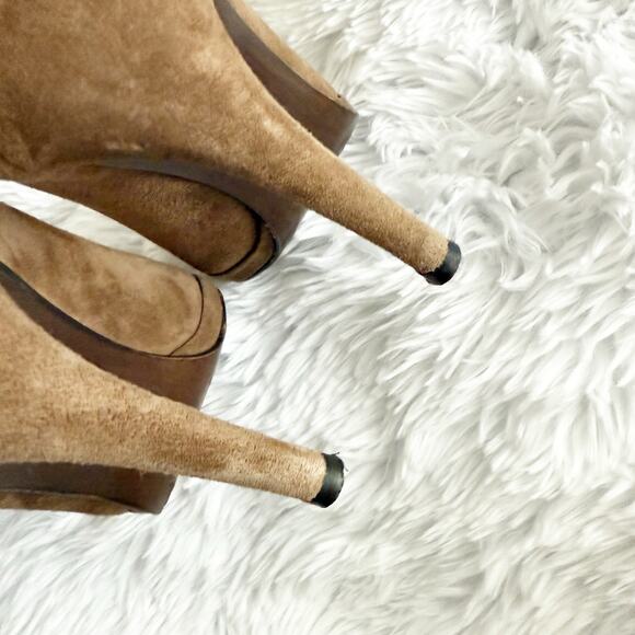 STUART WEITZMAN | Taupe Tan Gray Suede Stiletto Heels Pointed Toe Pumps | Size 8 - Picture 4 of 8